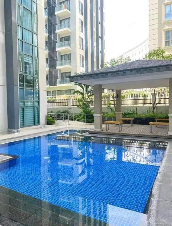 Two Palmtree Villas Newport Boulevard Near Naia 3 Pasay City Manila Bagian luar foto